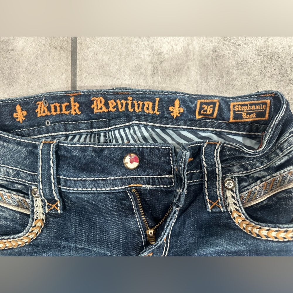 Rock Revival Boot Cut Jeans  26W x 34L  Pefect condition.